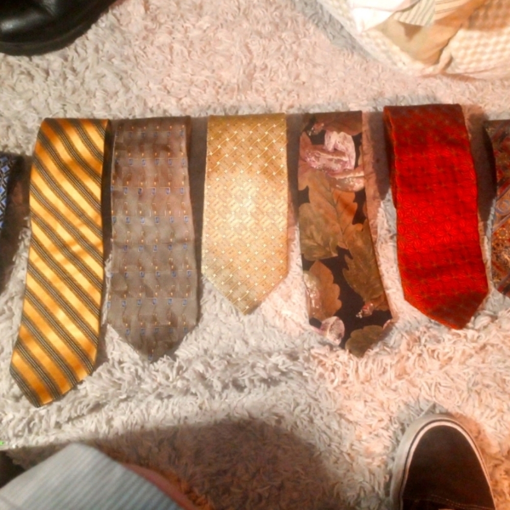 Brand names ties